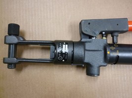 Cembre (Brescia) Hydraulic Crimping Tool MN:A844, Type HT80-U - $438.00