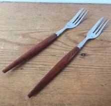 Pair Vtg Mid Century Dutch Stainless Pastry Forks Canoe Muffin Teak Wood Handles - £23.58 GBP
