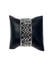 Avon Cuff-Style Silvertone Bracelet, Lattice Chevron Pattern Boho NEW w/box - £11.98 GBP