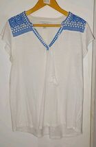 Liz Claiborne White Blue Embroidered Flutter Peasant Blouse Top Women&#39;s ... - $11.75