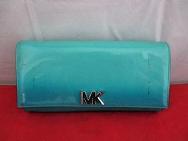Michael Kors Mott Large East West Patent Leather Clutch $228 Teal Blue  ... - $647.21 MXN
