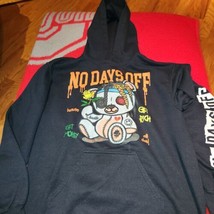 No days off graphic hoodie, black size Small, Gildan tag, print up one s... - £8.36 GBP