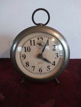 Vintage 1960’s JULIET alarm clock Winds Up Tested, Oxidation Robert Shaw - £34.30 GBP