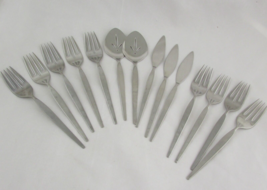 Lot of 14 pcs. Oneida Community stainless flatware Older Satinique - £11.31 GBP