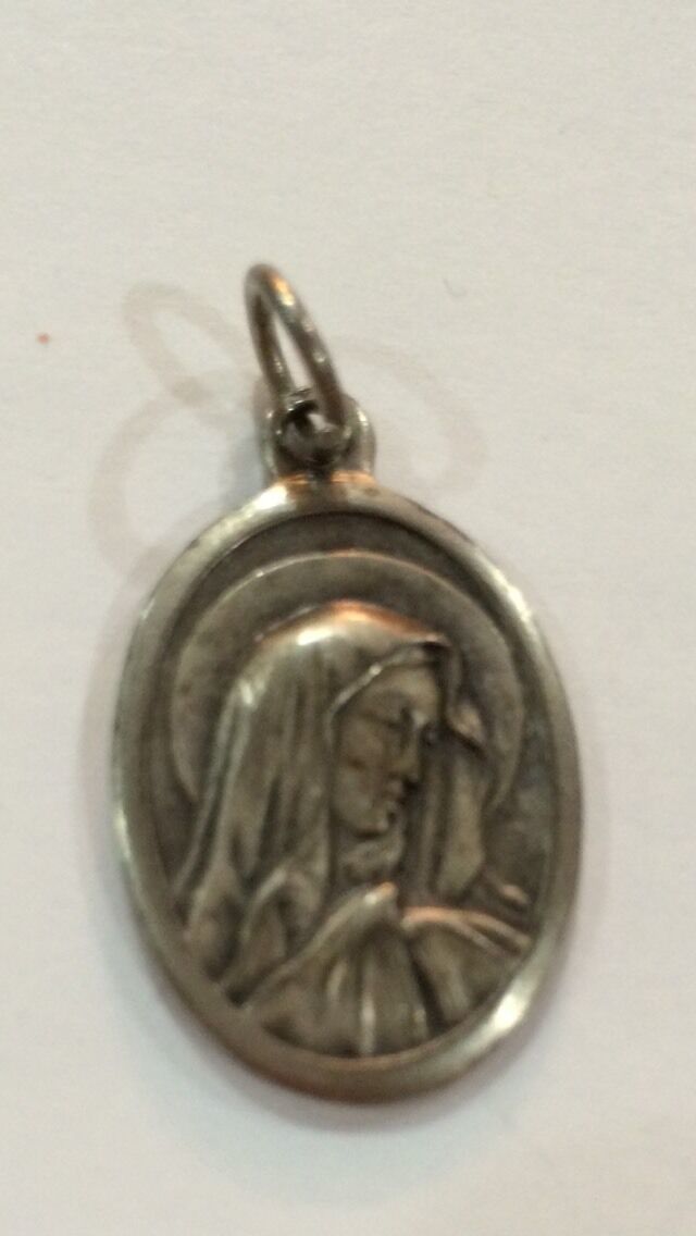 Virgin Mary Holy Mother Pray For Us Medal Silver Tone - $7.17