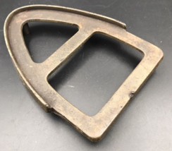 Vintage Long Nose Rail Footed Flat Sad Iron Trivet Cast Metal 6.75&quot; x 4.... - $23.02