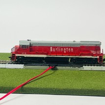 Vintage HO Scale Rivarossi Burlington Red Gray 550 Diesel Locomotive Pow... - $37.99