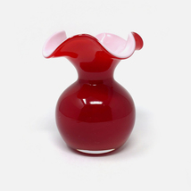 Hand Made Amberina Red Art Glass Vase - £27.52 GBP