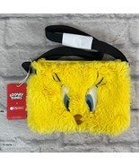 Looney Tunes X LeSportsac Tweety Bird Furry Crossbody Bag Women&#39;s Purse ... - $1,493.70 MXN