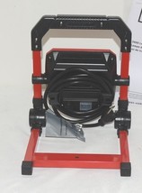 Craftsman CMXELAYMPL1026 Corded Portable 2000 Lumen Work Light image 3