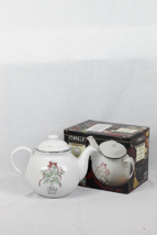 Corelle 1999 Stoneware Callaway Holiday White Teapot  Green Topiary Red Bow 1 Qt - £15.52 GBP