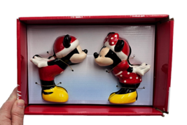 New Disney - Mickey and Minnie Mouse Christmas Ceramic Salt and Pepper Shaker - £18.09 GBP