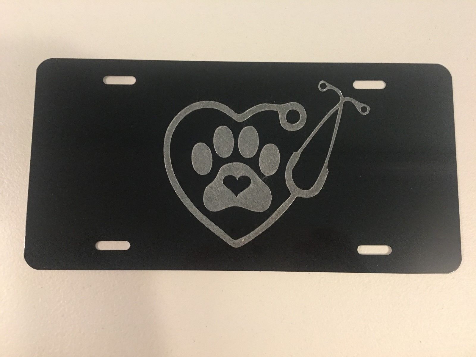 VETERINARIAN LOGO Car Tag Diamond Etched on Aluminum License Plate