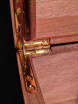 humidor & ashtray image 10