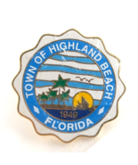 Town Of Highland Beach Florida Enamel Pin Souvneir Sun Palm Trees Blue W... - $17.75 CAD