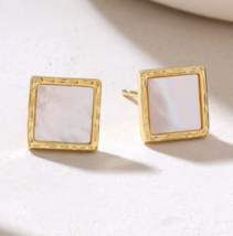 925 Sterling Silver 14k Yellow Gold Plated MOP Studs Earrings for Women&#39;s - $975.75 MXN