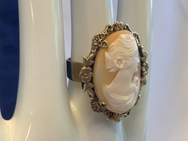 Vtg Gold Filled Cameo Ring Fashion Costume Jewelry Size 6.5 Band - £23.62 GBP