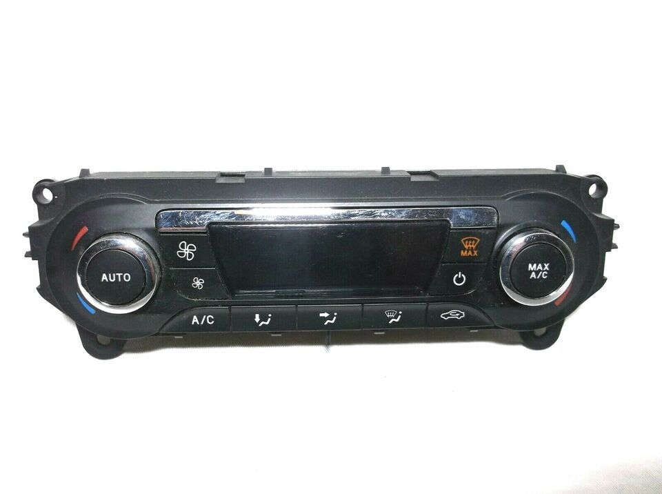 2012..12 FORD FOCUS  AUTO TEMPERATURE/CLIMATE/CONTROLS - $14.97