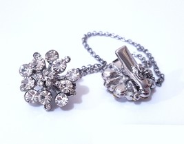 1 pair Flower Clear White Rhinestone  Scarf Sweater Chain Clip Silver Tone BC37 - £7.98 GBP