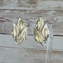 Vintage Clip On Earrings Ornate Gold Tone Leaves 1.25&quot; - £11.00 GBP