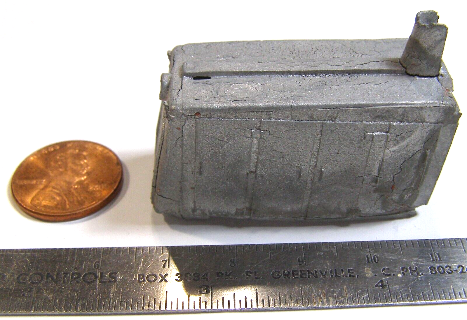 Unknown Brand Die Cast HO Scale Model RR Locomotive Cab Part   RTP - $3.95