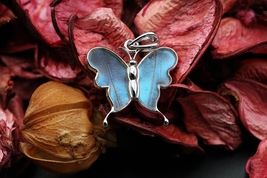 Navia Jewelry Butterfly Wings Morpho aega Silver Pendant NP-14M - £70.78 GBP