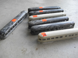 Lot of 7 Vintage HO Scale Marble Gray White Passenger Car Bodies Shells - £29.27 GBP