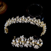 New Crystal Pearl Hairbands Fashion Bridal Tiara Crowns Wedding Hair Accessories - £72.86 GBP