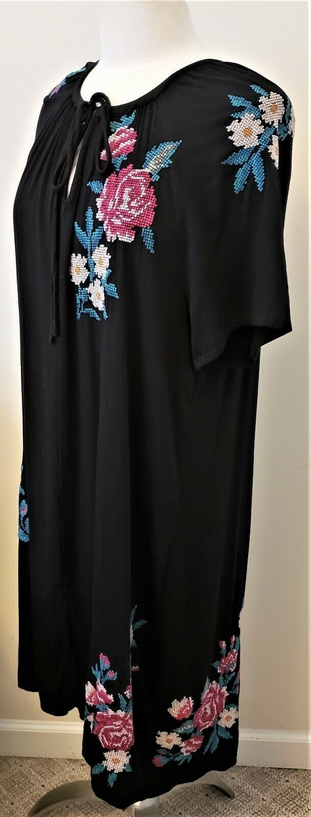 Primary image for Johnny Was Kari Drawstring Peasant Tunic Sz-M Black/Multicolor Floral Embroidery