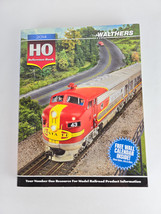 Walthers 913-214 2014 HO Model Railroad Reference Book - £18.65 GBP