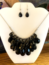 Black Crystal Faceted Tiered Necklace Set - £14.42 GBP