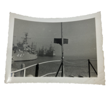 1962 USS Destroyer Harris DE # 447 docked Navy Ships original photo - £6.35 GBP