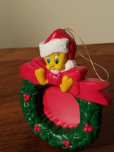 Looney Tunes Tweety Bird On A Wreath w/ Bow Picture Photo Frame Ornament... - $9.85
