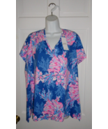 NWT LILLY PULITZER MULTI FOR THE FANS MEREDITH V-NECK TOP TEE XXL - $86.39 CAD