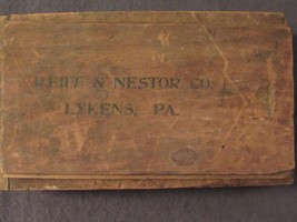 Vintage Reiff &amp; Nestor Co. Lykens PA Wood Box With Contents - £17.39 GBP