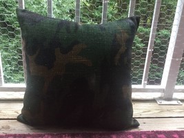 20 x 20 camouflage burlap lined pillow cover with invisible zipper opening - £11.63 GBP