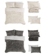Frye Luxury Bubble Faux Fur Comforter 3 Piece King Set, Reversible Choic... - $4,600.96 MXN