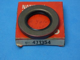 National 471354 Oil Seal 1.187&quot; ID 2.066&quot; OD 0.250 W NIB - £7.07 GBP
