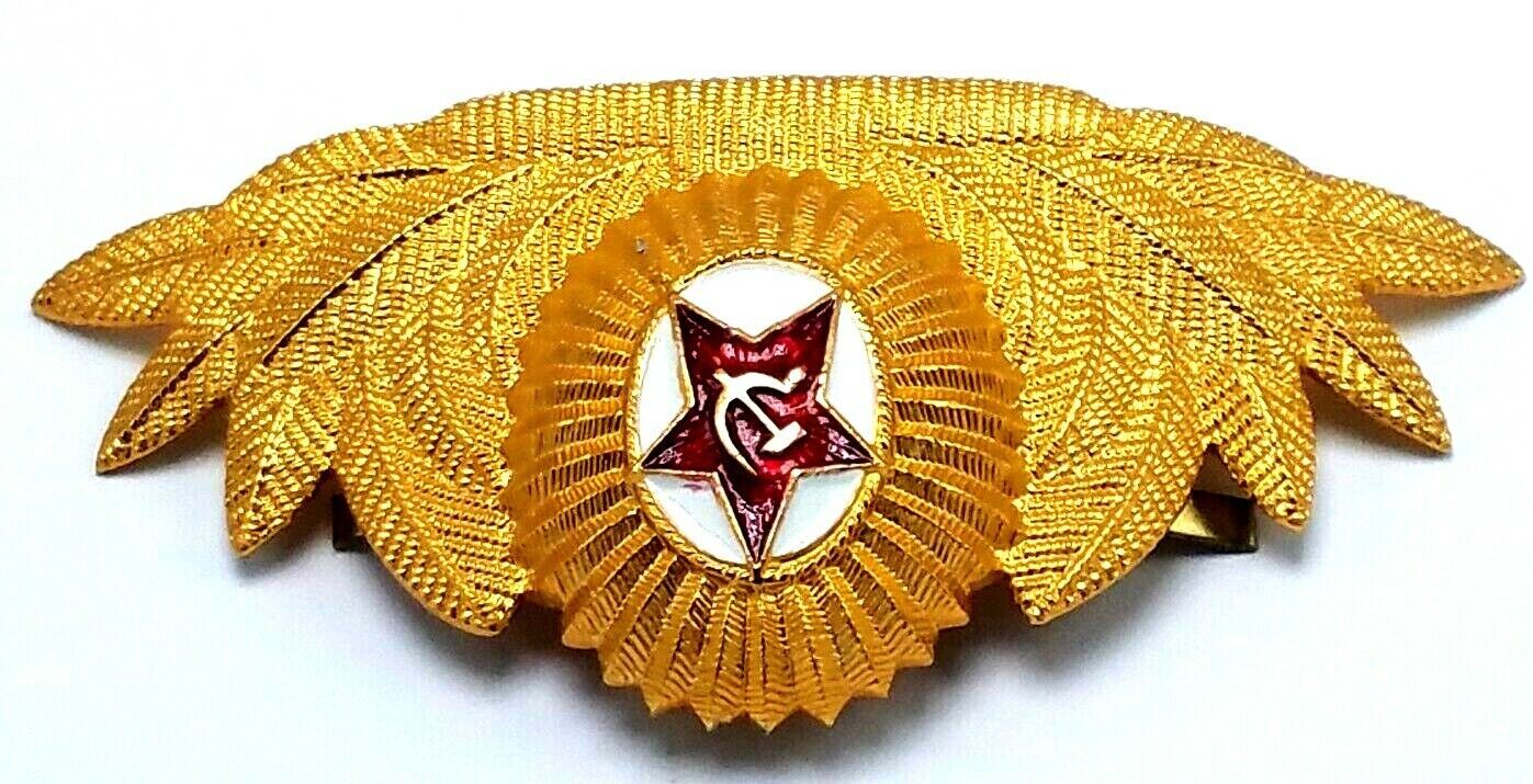 Primary image for Vtg USSR Soviet Russian Army Hat Emblem Badge Red Star Gold Tone Hammer Sickle