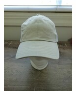 Stone and White Baseball Cap. Trucker Hat. One size fits most adults. - $220.36 MXN