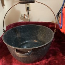 Vtg Blue Speckled Granite Ware Lg Stockpot W / Bail Handle Farmhouse / Camping - £38.70 GBP
