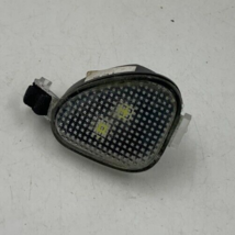 2009-2014 Hyundai Genesis Passenger Side Power Door Blinker Light Only F01B45058 - £11.62 GBP