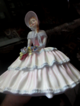 Royal Doulton Day Dreams Daydreams Porcelain Figurine HN1731 RETIRED ltd 1935 - £28.60 GBP