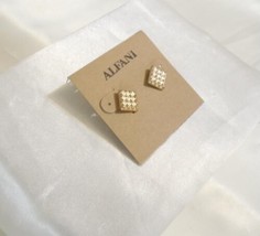 Alfani 3/8&quot; Gold Tone Square Nugget Stud Earrings S199 - £8.56 GBP