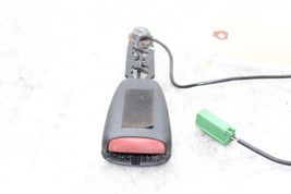 04-12 VOLVO S40 V50 Front Right Passenger Seat Belt Buckle F1306 image 3
