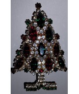 Eisenberg Ice© Red &amp; Green Tree Brooch  #C19-0913-03 - $1,825.22 MXN