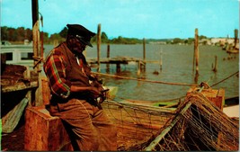 Typical Coastal Carolina Scene w Fisherman Dexter Press UNP Chrome Postcard Q17 - £4.69 GBP