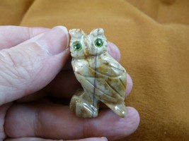 (Y-BIR-OW-10) baby tan gray HORNED OWL carving SOAPSTONE Peru love owls ... - $8.59