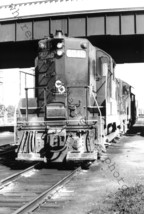 Chesapeake &amp; Ohio C&amp;O 6046 EMD GP9 Chicago ILL 1966 Photo - $14.95