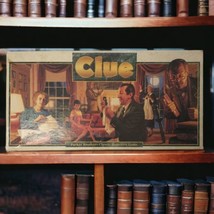Vintage CLUE Game 1992 Edition COMPLETE Classic Long Box Parker Brothers Board - £21.54 GBP